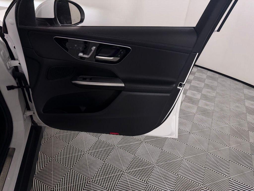 2024 Mercedes-BENZ GLC 缩略图 31
