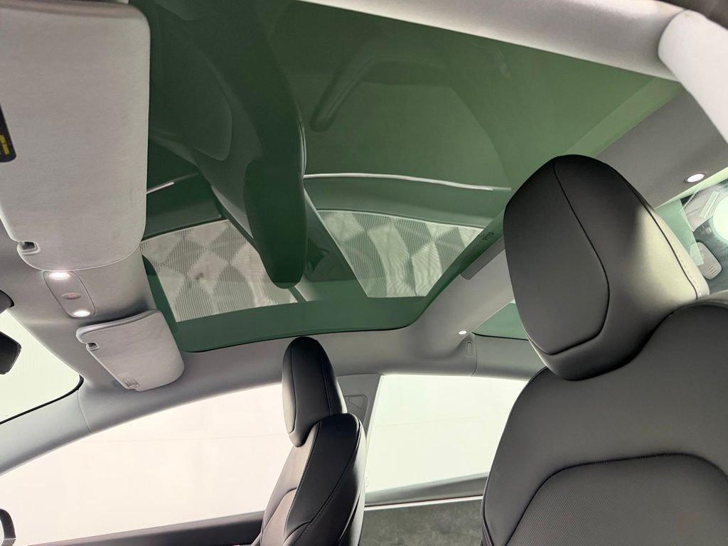 صورة مصغرة 23 لـ 2025 Tesla MODEL 3 LONG RANGE