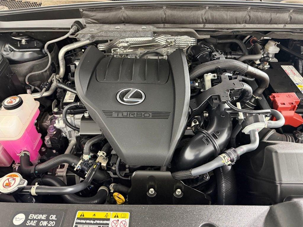 صورة مصغرة 35 لـ 2024 Lexus RX 350 PREMIUM