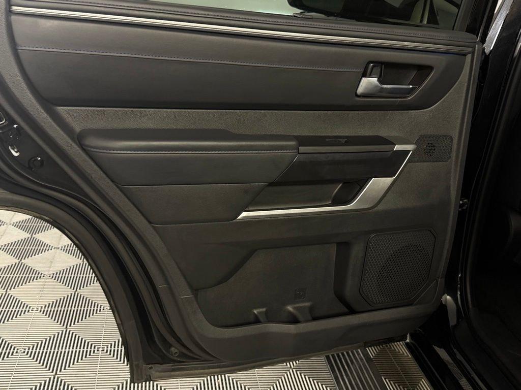 صورة مصغرة 24 لـ 2024 Toyota SEQUOIA PLATINUM