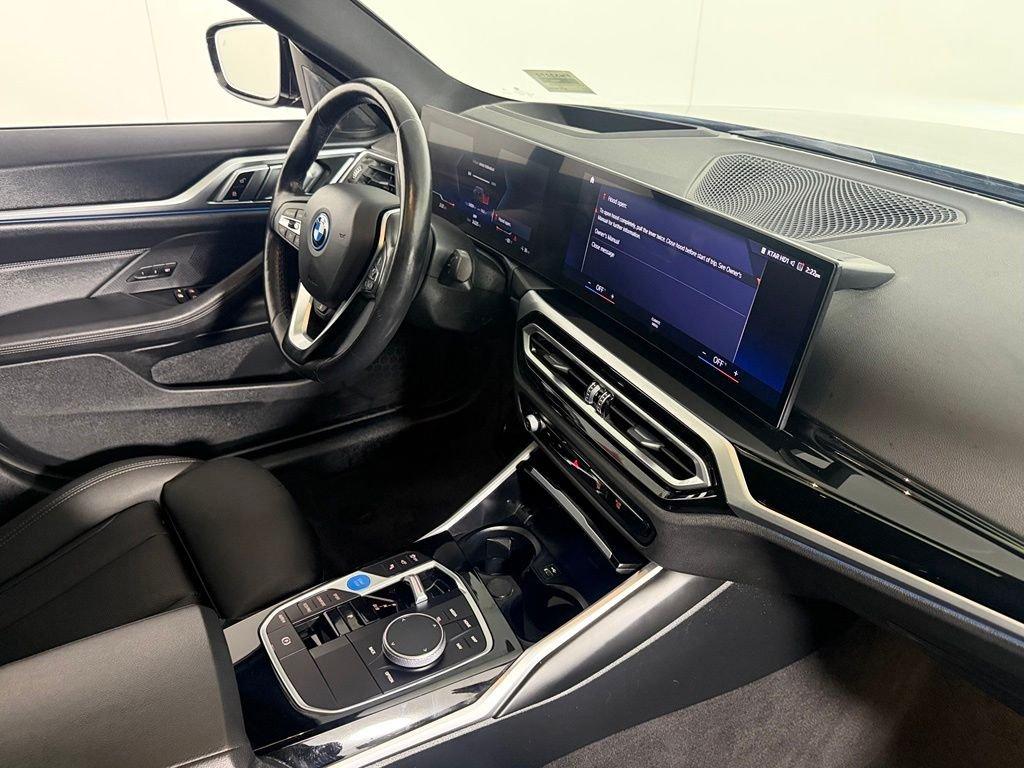 صورة مصغرة 32 لـ 2023 BMW I4 GRAN COUPE EDRIVE40