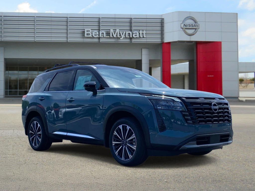 New 2026 Nissan Pathfinder Platinum