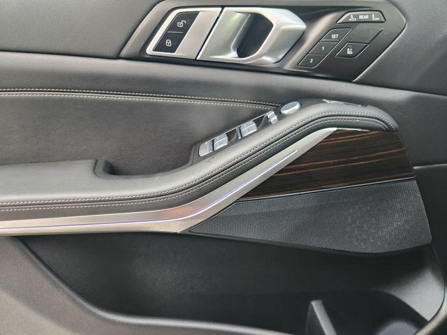 2025 BMW X7 XDRIVE40I — миниатюра 23