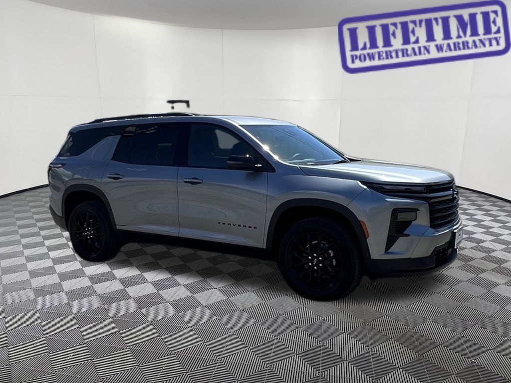 New 2026 Chevrolet Traverse LT