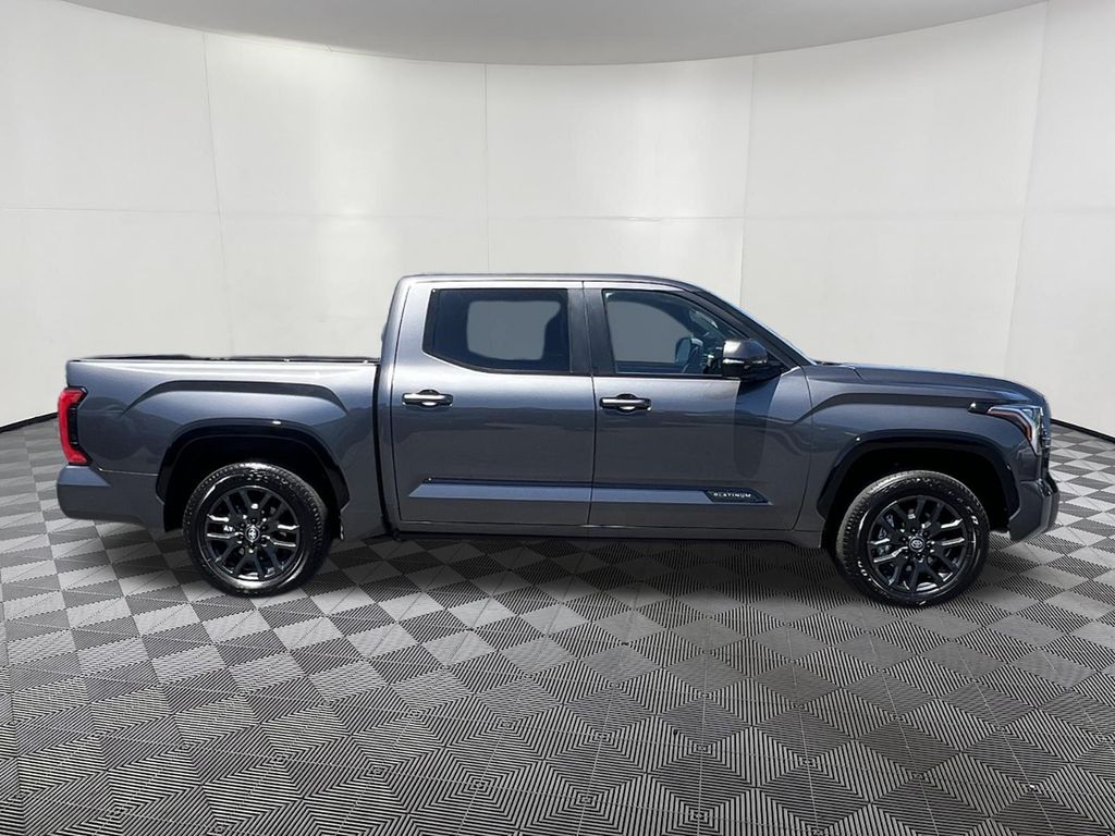 2024 TOYOTA TUNDRA PLATINUM — фото 7