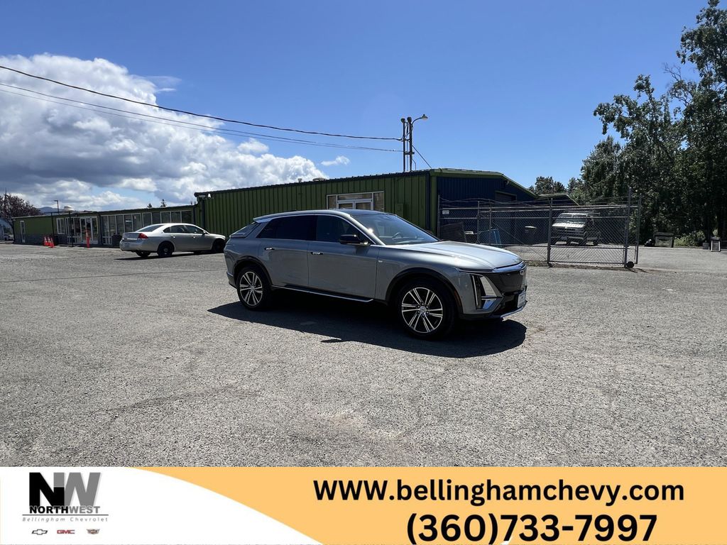 New 2026 Cadillac LYRIQ Premium Luxury