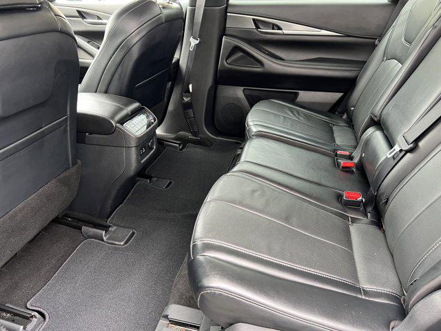 صورة مصغرة 16 لـ 2023 Infiniti QX60 LUXE