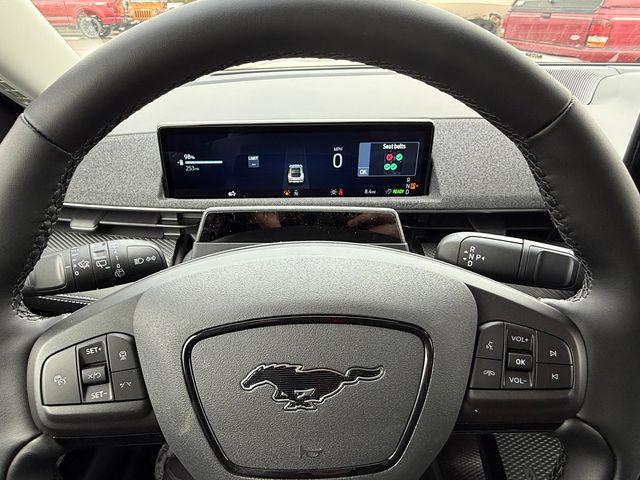 صورة مصغرة 14 لـ 2026 FORD MUSTANG MACH-E PREMIUM