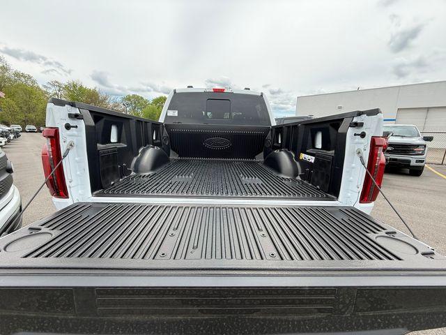 FORD F-150 XLT - 4