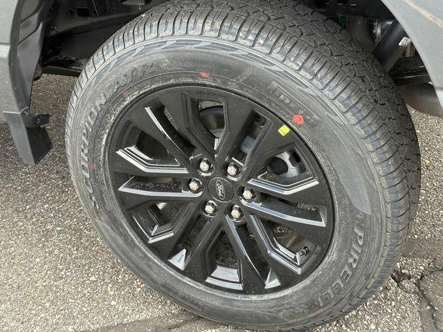 FORD F-150 XLT - 7