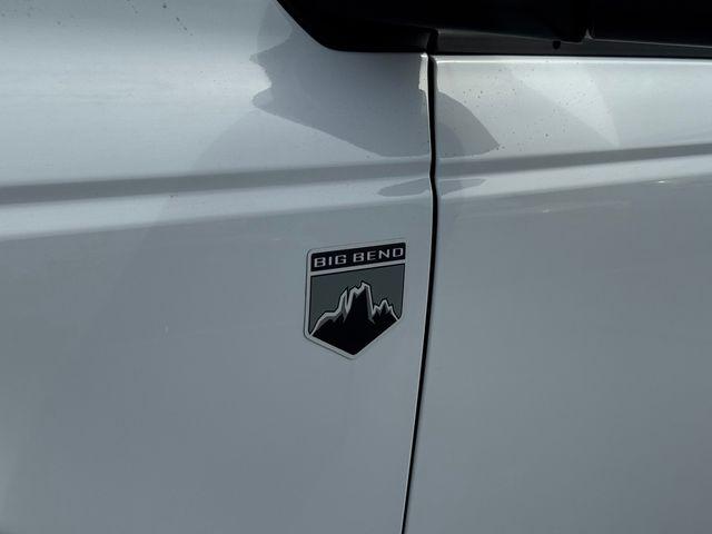 FORD BRONCO - 4