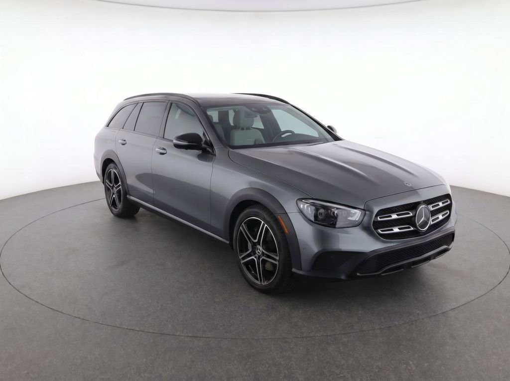 MERCEDES-BENZ E-CLASS - 2