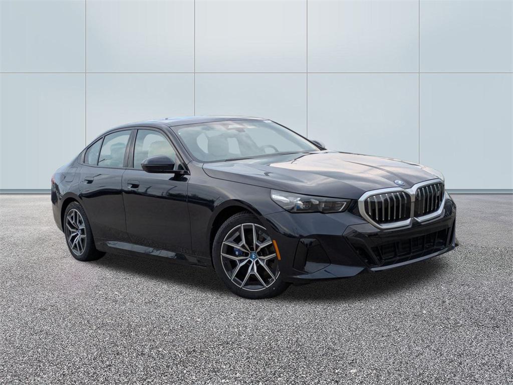 New 2025 BMW i5 xDrive40