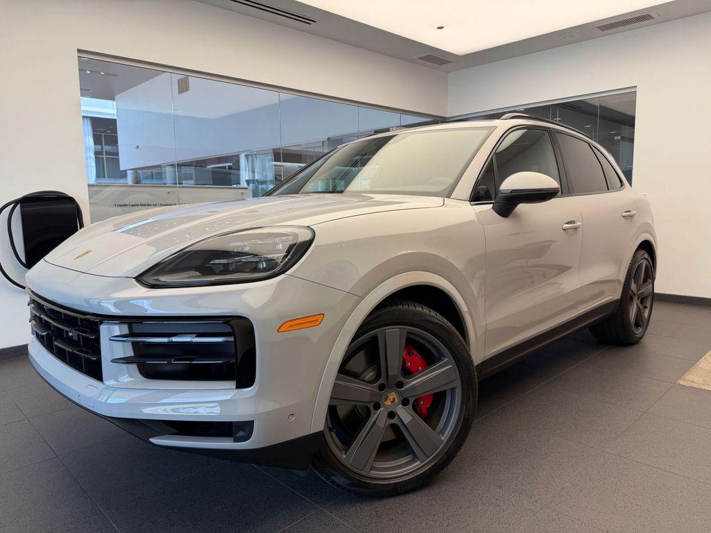 2024 Porsche Cayenne