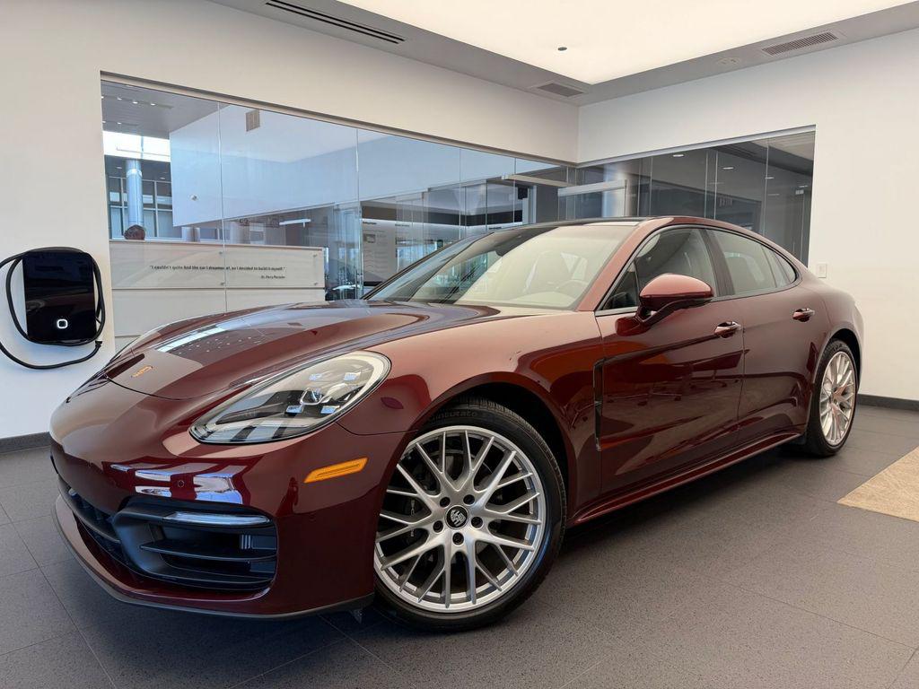 2022 Porsche Panamera
