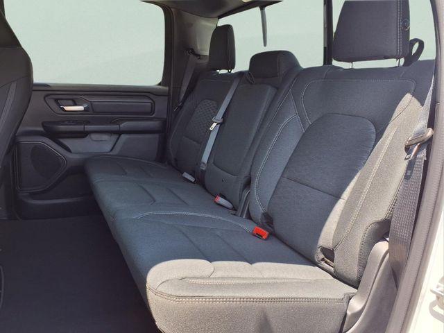 صورة 9 لـ 2026 RAM 1500 EXPRESS