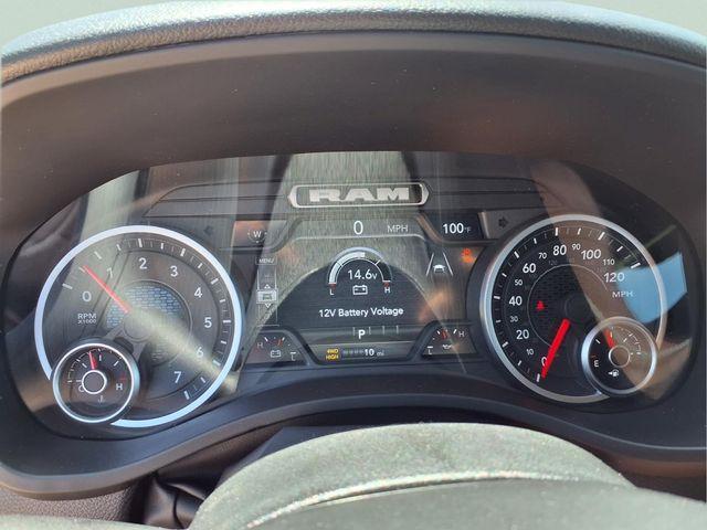 صورة مصغرة 24 لـ 2026 RAM 1500 EXPRESS