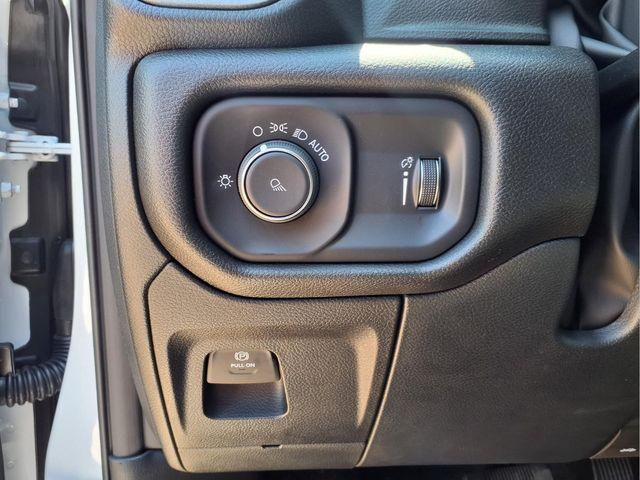 صورة مصغرة 17 لـ 2026 RAM 1500 TRADESMAN
