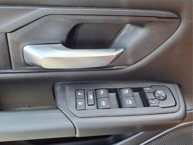 صورة مصغرة 13 لـ 2026 RAM 1500 EXPRESS