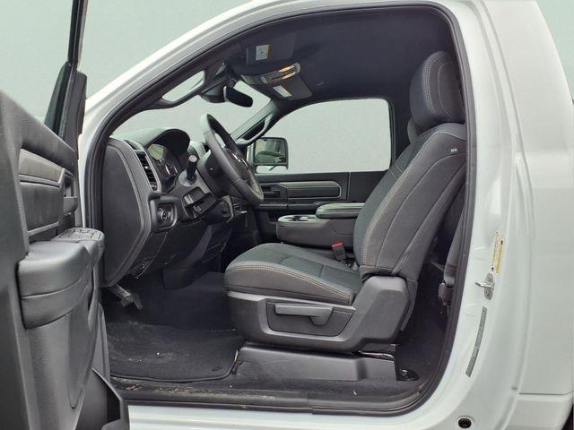 2026 RAM 2500 TRADESMAN thumbnail 11