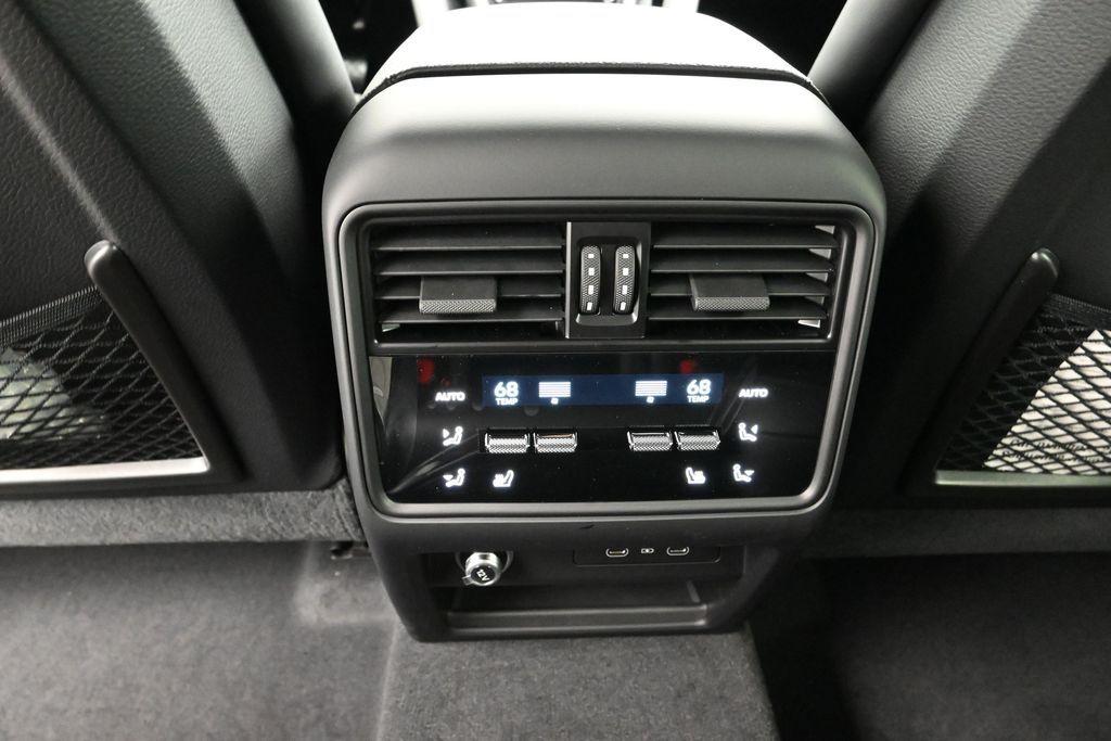 صورة مصغرة 18 لـ 2026 Porsche CAYENNE AWD