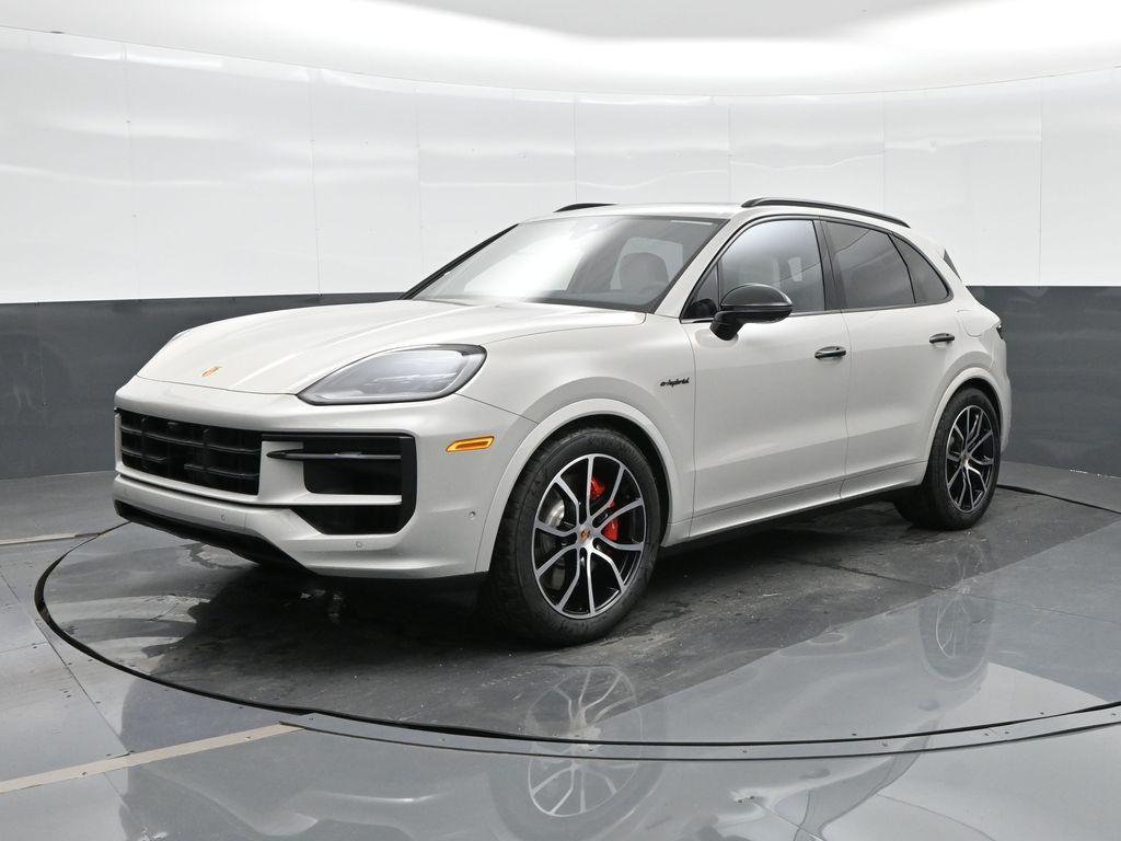 New 2026 Porsche Cayenne S