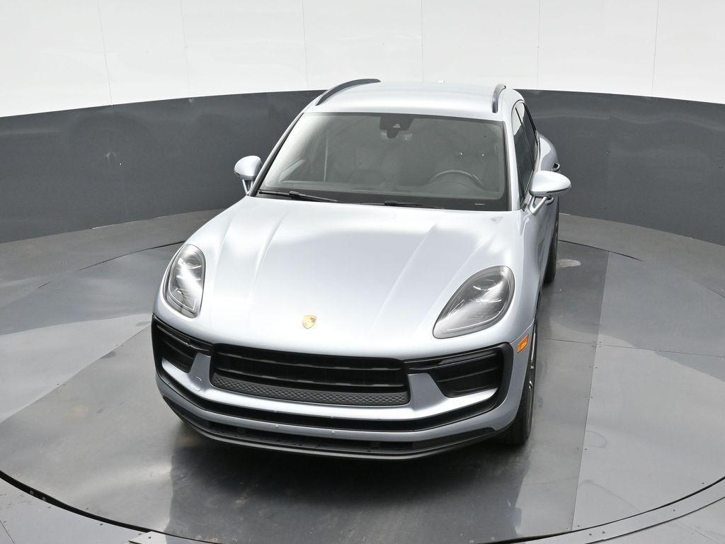 2022 Porsche MACAN BASE — миниатюра 33