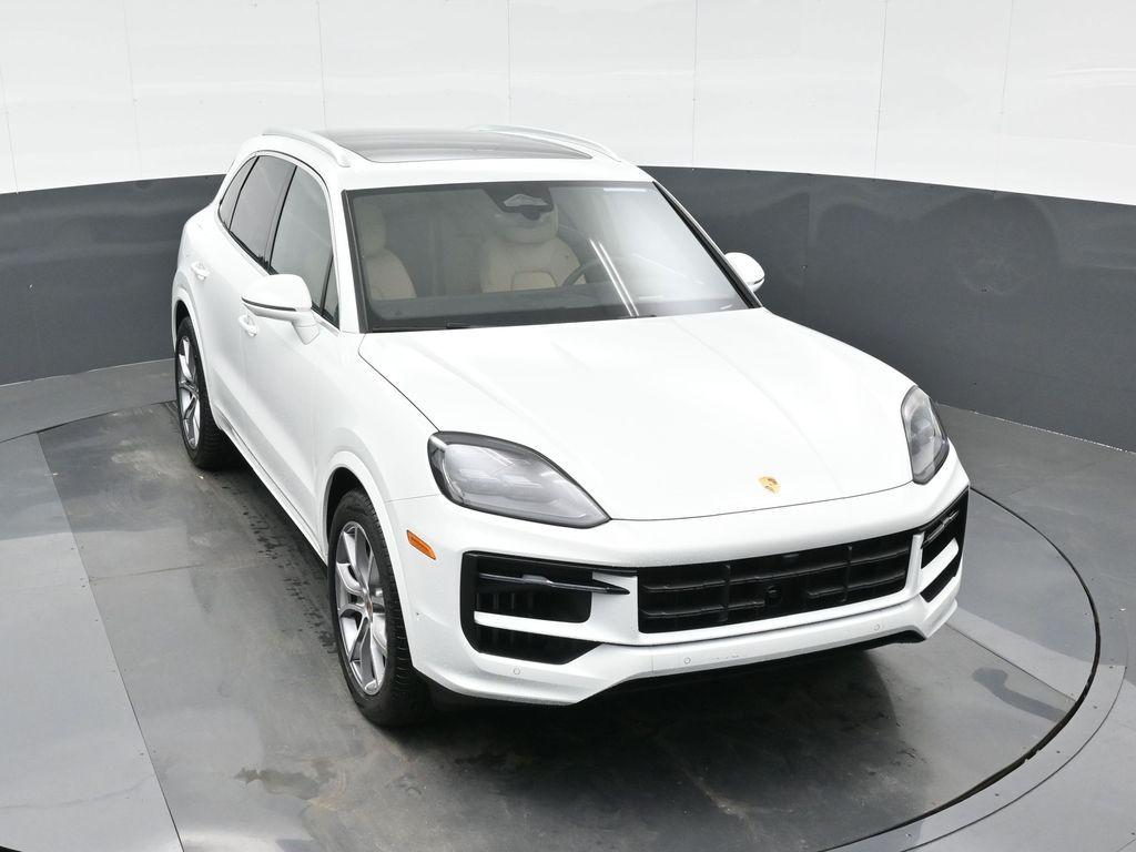 صورة مصغرة 32 لـ 2026 Porsche CAYENNE BASE
