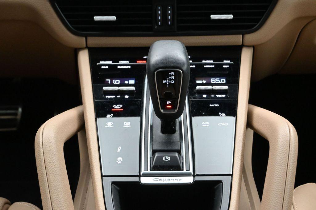 2021 Porsche CAYENNE S COUPE AWD — фото 23