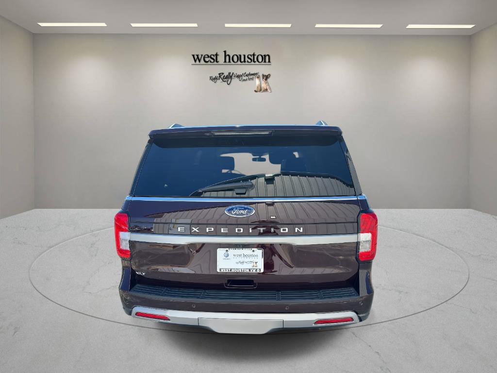 صورة 6 لـ 2023 FORD EXPEDITION XLT