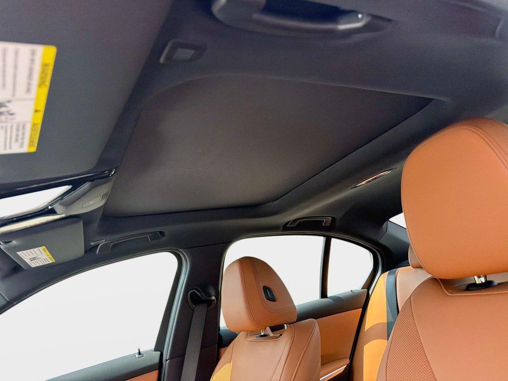 صورة مصغرة 21 لـ 2026 BMW 330 XDRIVE NA