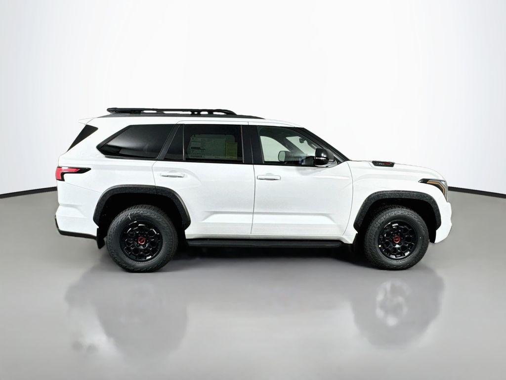 صورة 9 لـ 2026 Toyota SEQUOIA TRD PRO