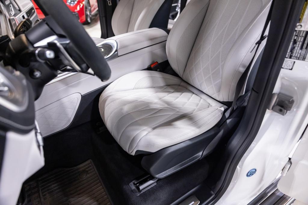 صورة مصغرة 40 لـ 2025 Mercedes-BENZ AMG G 63 4MATIC