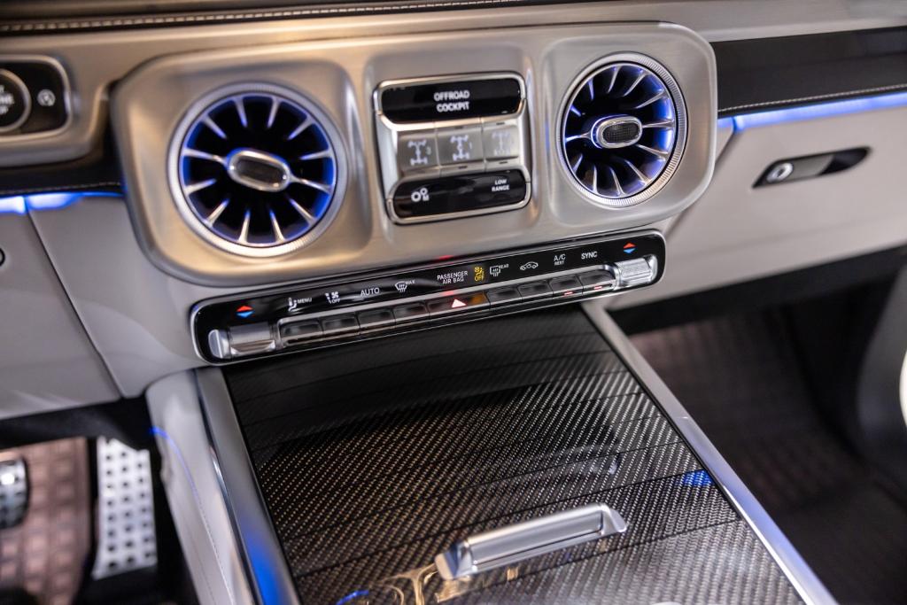 صورة مصغرة 46 لـ 2025 Mercedes-BENZ AMG G 63 4MATIC