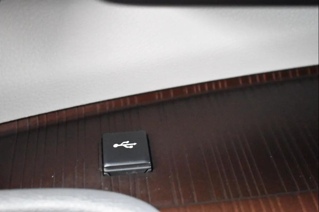 2021 Toyota SIENNA XLE 8 PASSENGER — фото 44