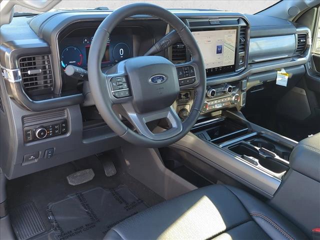 2026 FORD F-350 LARIAT 照片 3