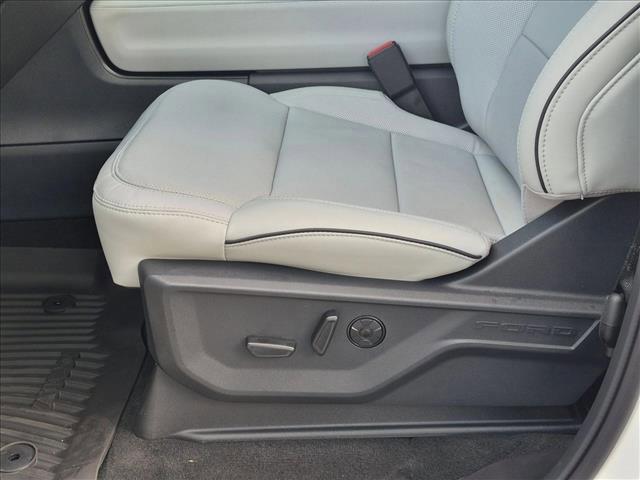 صورة 4 لـ 2026 FORD EXPEDITION PLATINUM