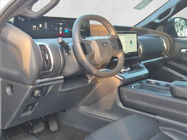 صورة 3 لـ 2026 FORD EXPEDITION PLATINUM