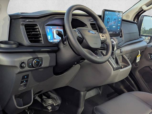 صورة 3 لـ 2026 FORD TRANSIT-250 BASE