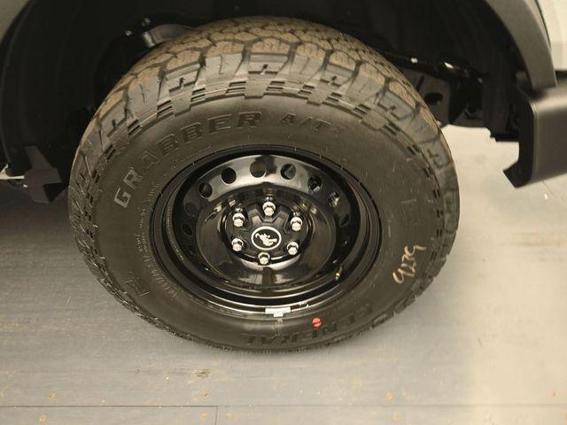 FORD BRONCO - 9