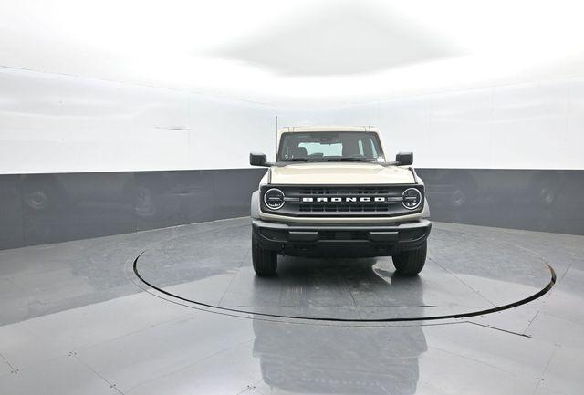FORD BRONCO - 2