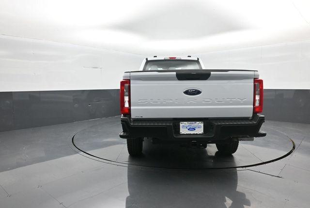 صورة 6 لـ 2026 FORD F-350 XL