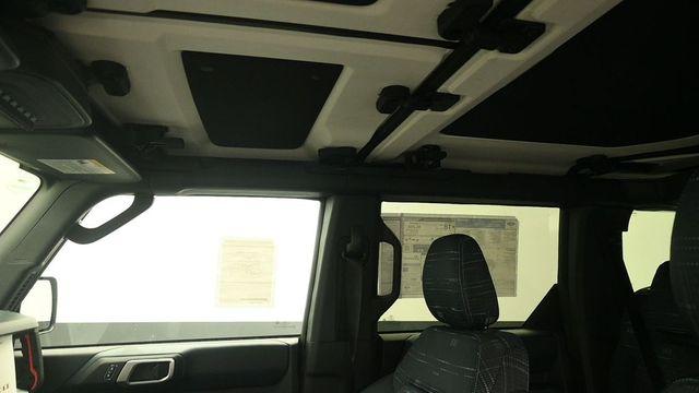 2026 FORD BRONCO HERITAGE EDITION — миниатюра 23