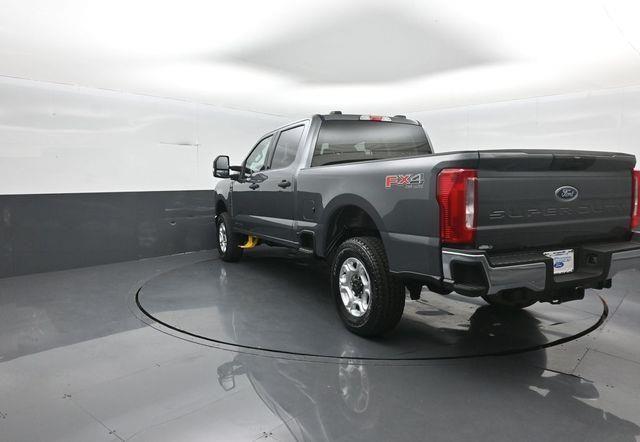 2026 FORD F-250 XLT thumbnail 5