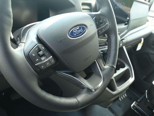 صورة مصغرة 13 لـ 2026 FORD TRANSIT-250 BASE