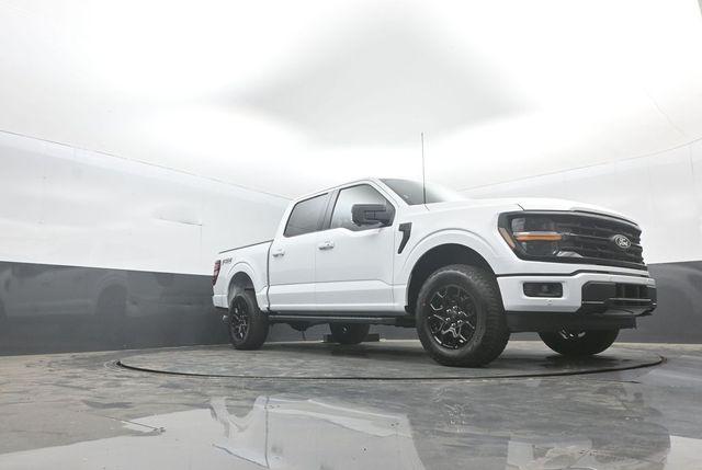 صورة مصغرة 32 لـ 2026 FORD F-150 XLT