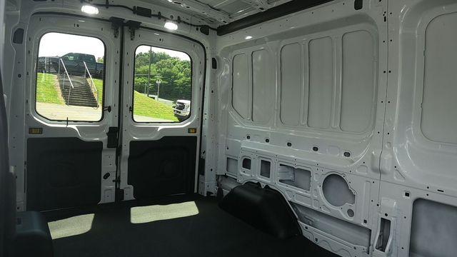 2026 FORD TRANSIT-250 148 WB MEDIUM ROOF CARGO 照片 6