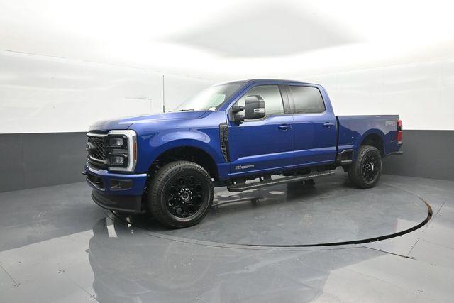 2026 FORD F-250 LARIAT — фото 4