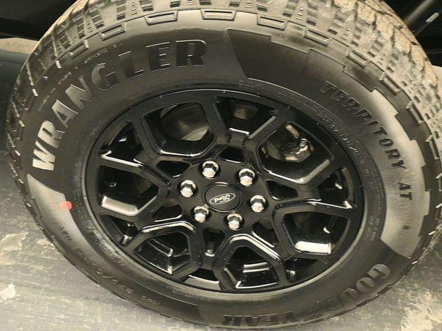 FORD F-150 STX - 9