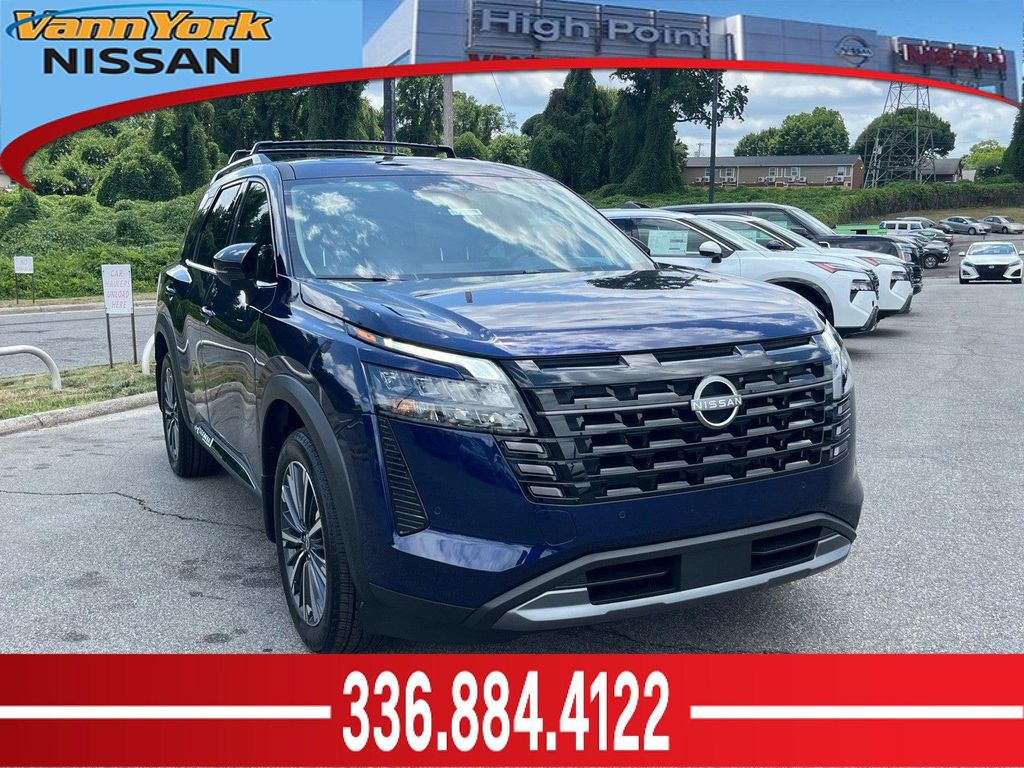 New 2026 Nissan Pathfinder Platinum